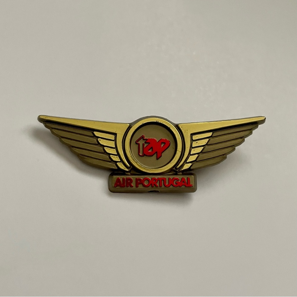 3/$25 Vintage TAP Air Portugal Junior Pilot Plastic Pin